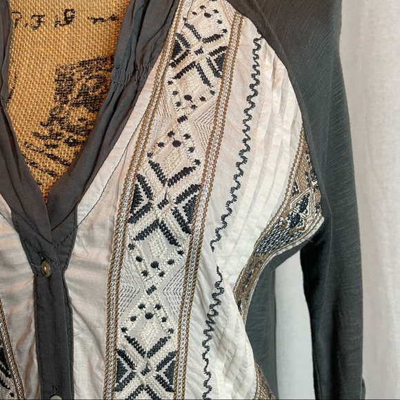 Anthropologie Tiny Lucinda Embroidered Top Grey Aztec Southwest Sz S - Picture 6 of 10